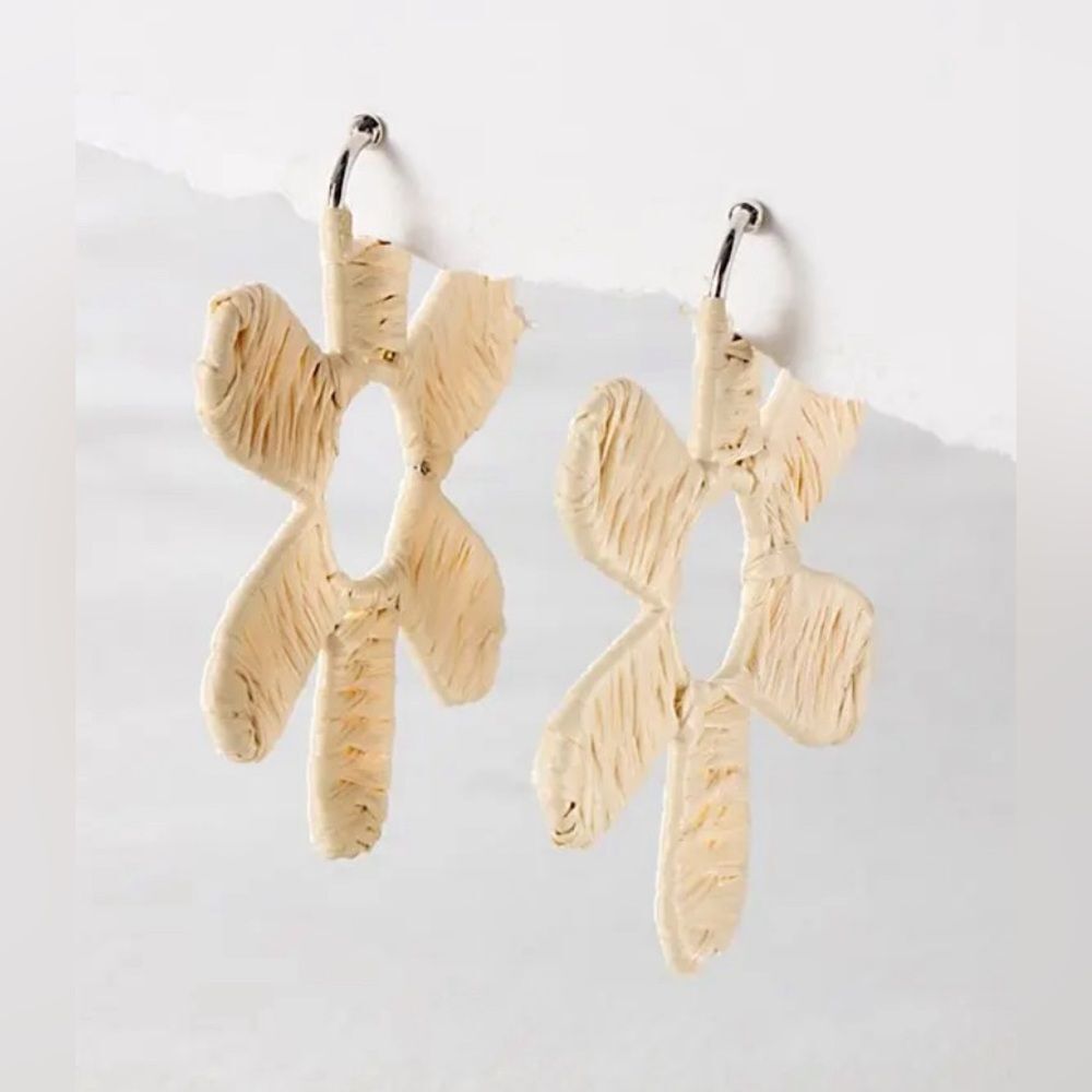 Free People | Wendy Woven Earrings - Picture 3 of 5